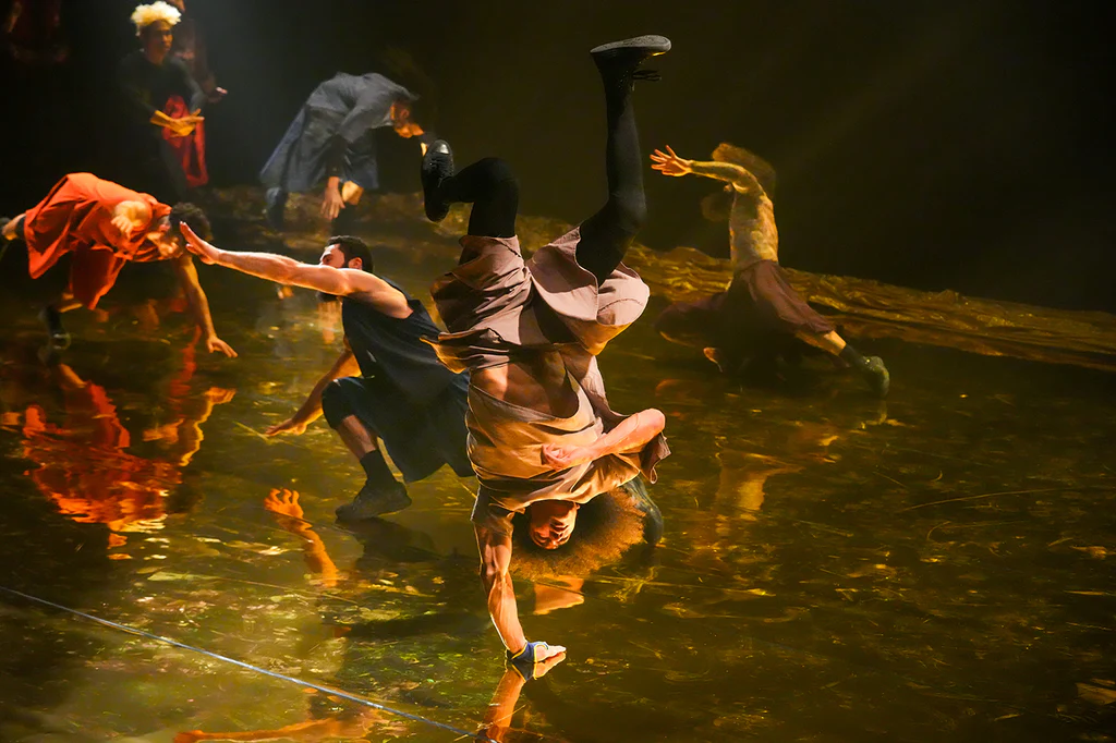 Compagnie Hervé Koubi. Photo by Steve Pisano