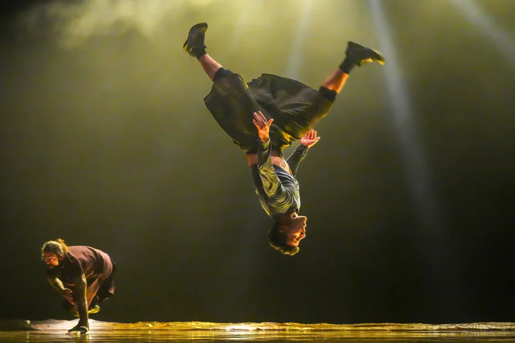 Compagnie Hervé Koubi - "SOL INVICTUS" - Photo by Steven Pisano.