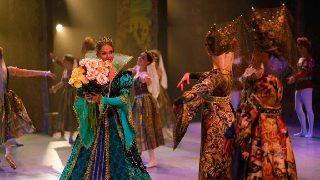 World Ballet Company in "Swan Lake" - Photo courtesy of WBC.