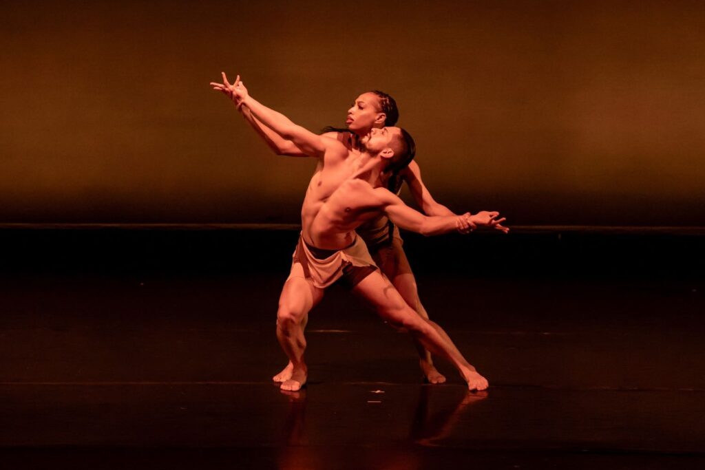 Dayton Contemporary Dance Company's Edgar Kawog Aguirre and Alexandria Flewellen in Countess V. Winfrey's "Inosculation" - Photo by Cheryl Mann.