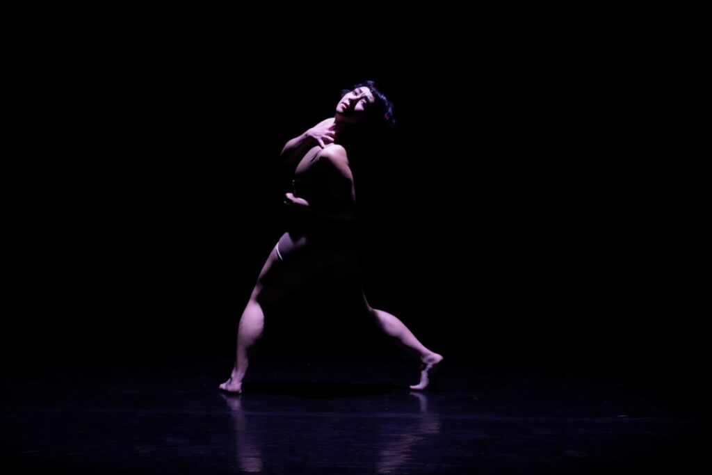 NACHMO LA 2026 - Alondra Zitlaly Perez in "la parálisis del sueño" choreography by Santiago Isaac Rivera Radas - Photo by Gregory M. Kasunich.