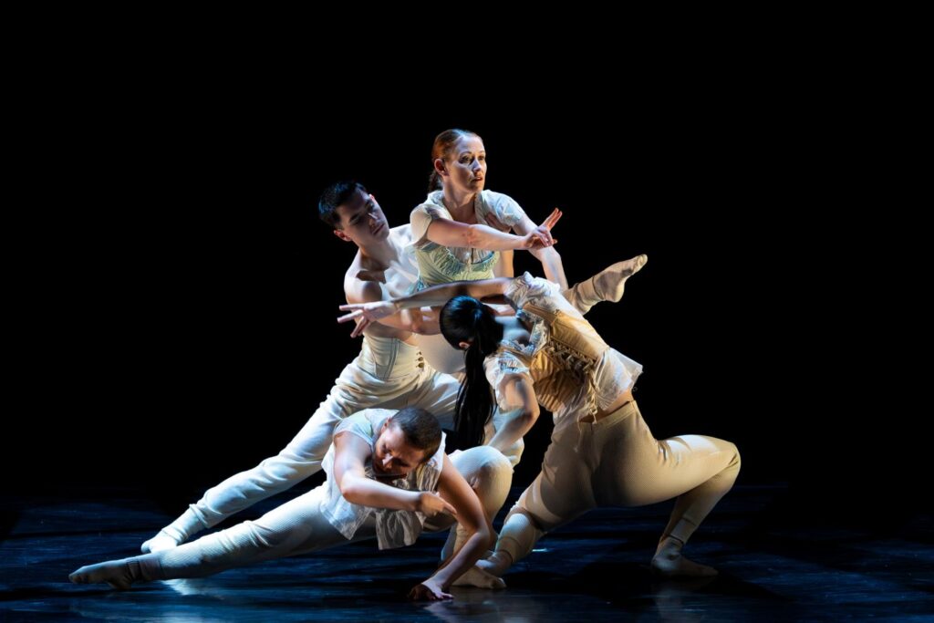 Backhausedance in "Four Winds" by Zak Ryan Schlegel - Photo by Adrien Padilla.