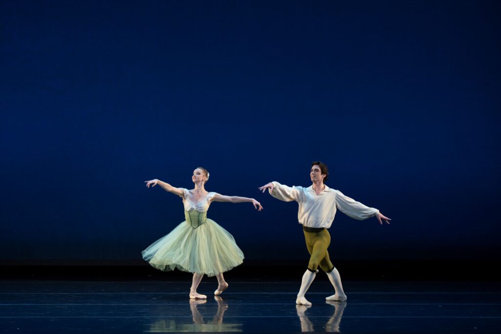 Emma Von Enck and David Gabriel in "Four Bagatelles" - Photo by Isaac Hernandez.