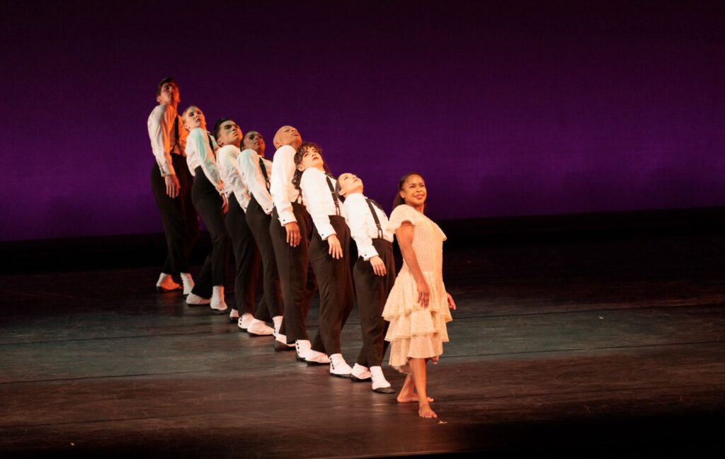 Paul Taylor Dance Company in "Under The Rhythm" Choreography by Robert Battle - Photo by Mackenzee Osborne.