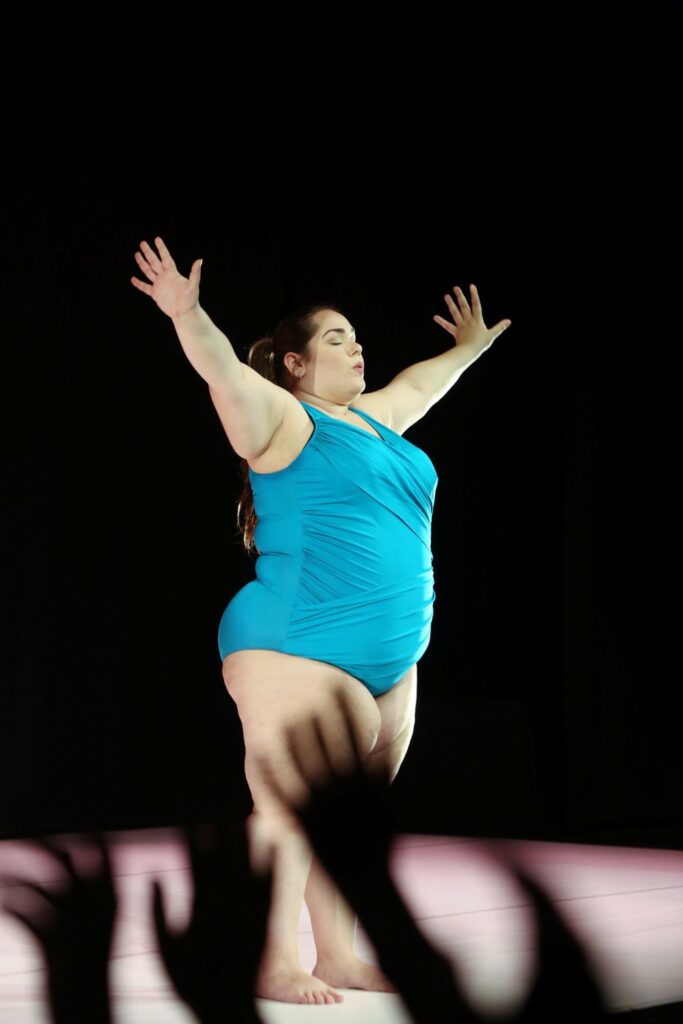Claudia A. Marsicano in Silva Gridaudi's "R.OSA" - Photo by Gianfranco Rota.
