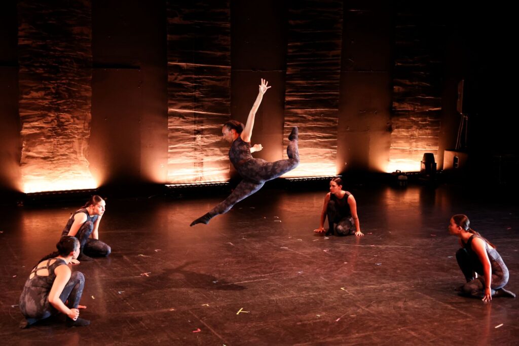 Awe and Wonder 2026 - Rebecca Aguilar, Rose Lindblom, Alyssa Milligan, Alexandria Paige, and Carmen Tienda in "Invasion" Choreography by Donna Sternberg - Photo by Sarah Catania.