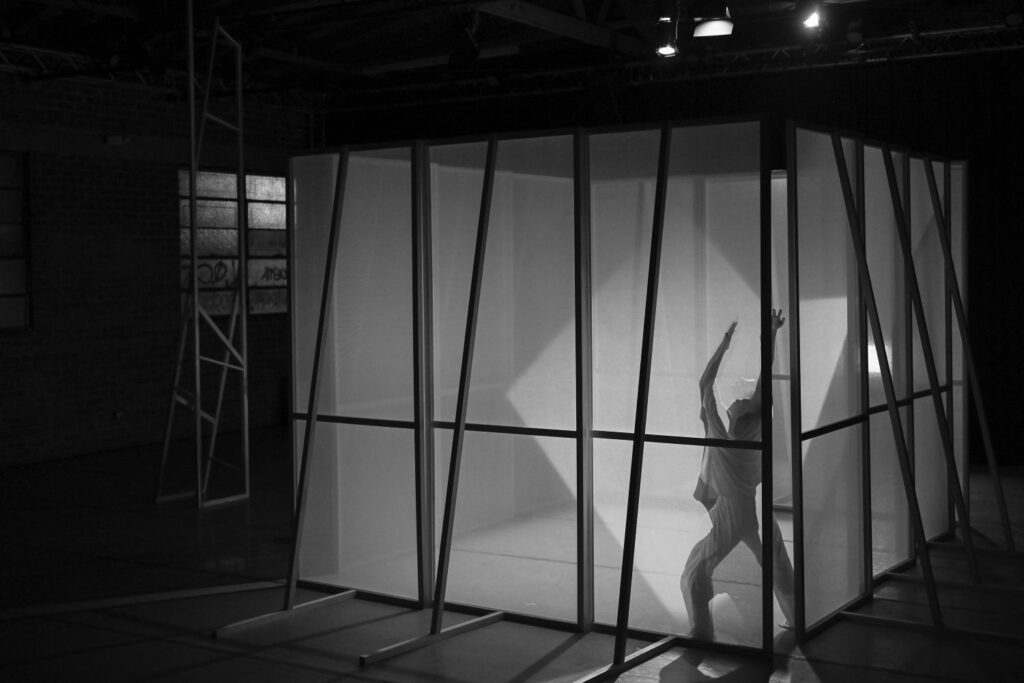 Shu Kinouchi in "Wall-Body" - Photo by Hope Spears.