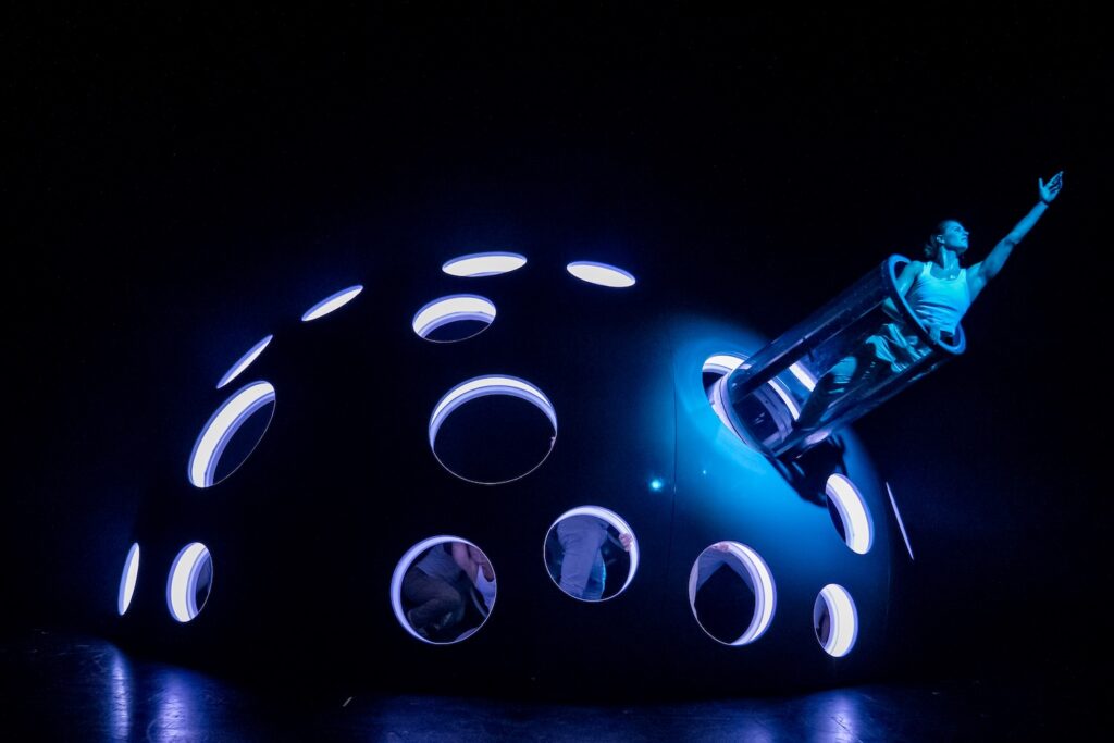 Diavolo's "Escape “ - Photo by Cheryl Mann.