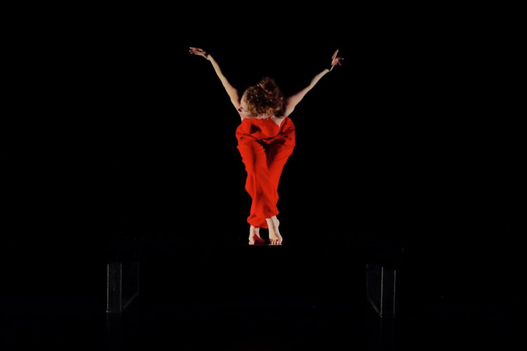 Gambiarra: Imaginary Solutions for Love - Choreographed and Performed by Cora Laszlo - Photo by Gunindu Abeysekera.