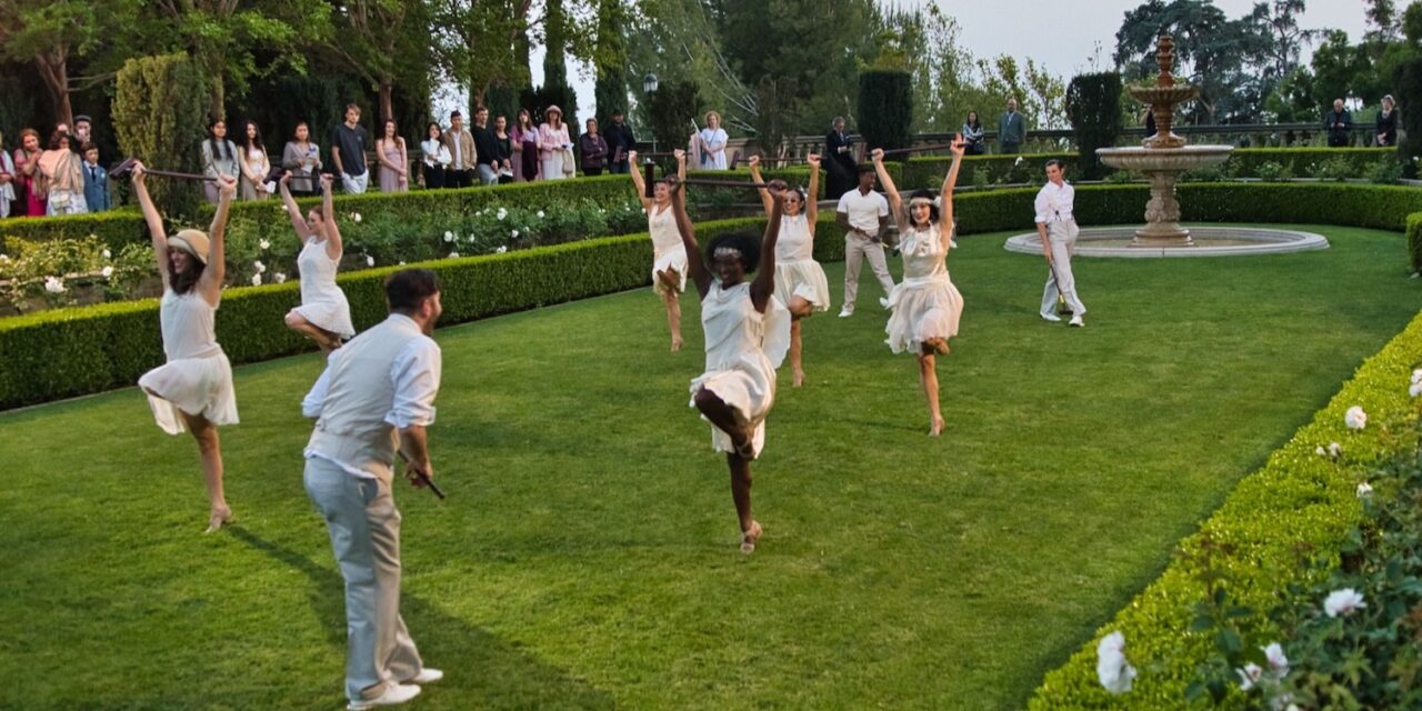 Mansion Dancing