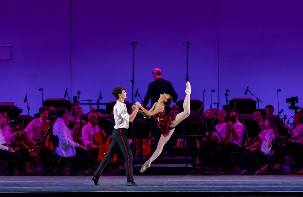 LA Ballet with the LA Phil - Dancers John Dekle and Chloe Oronoz in George Balanchine's "Who Cares?" - Photo by Cheryl Mann.
