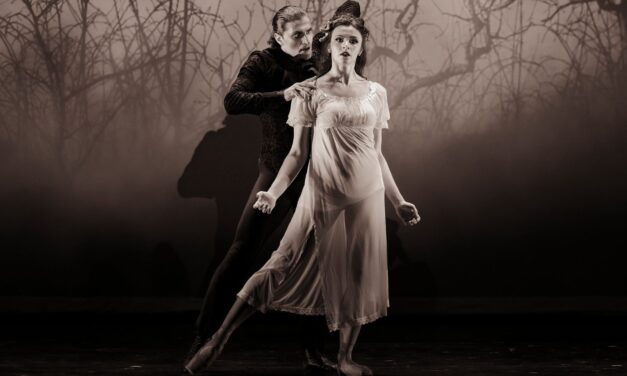 Review: West Coast Ballet presents “Dracula”