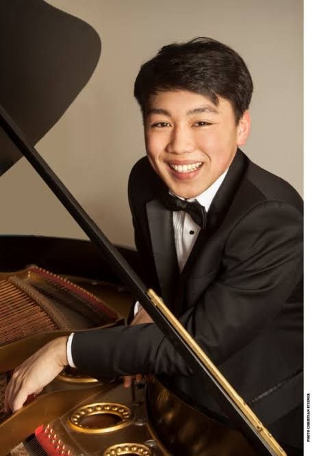 Pianist George Li - Photo courtesy of Houston Ballet.