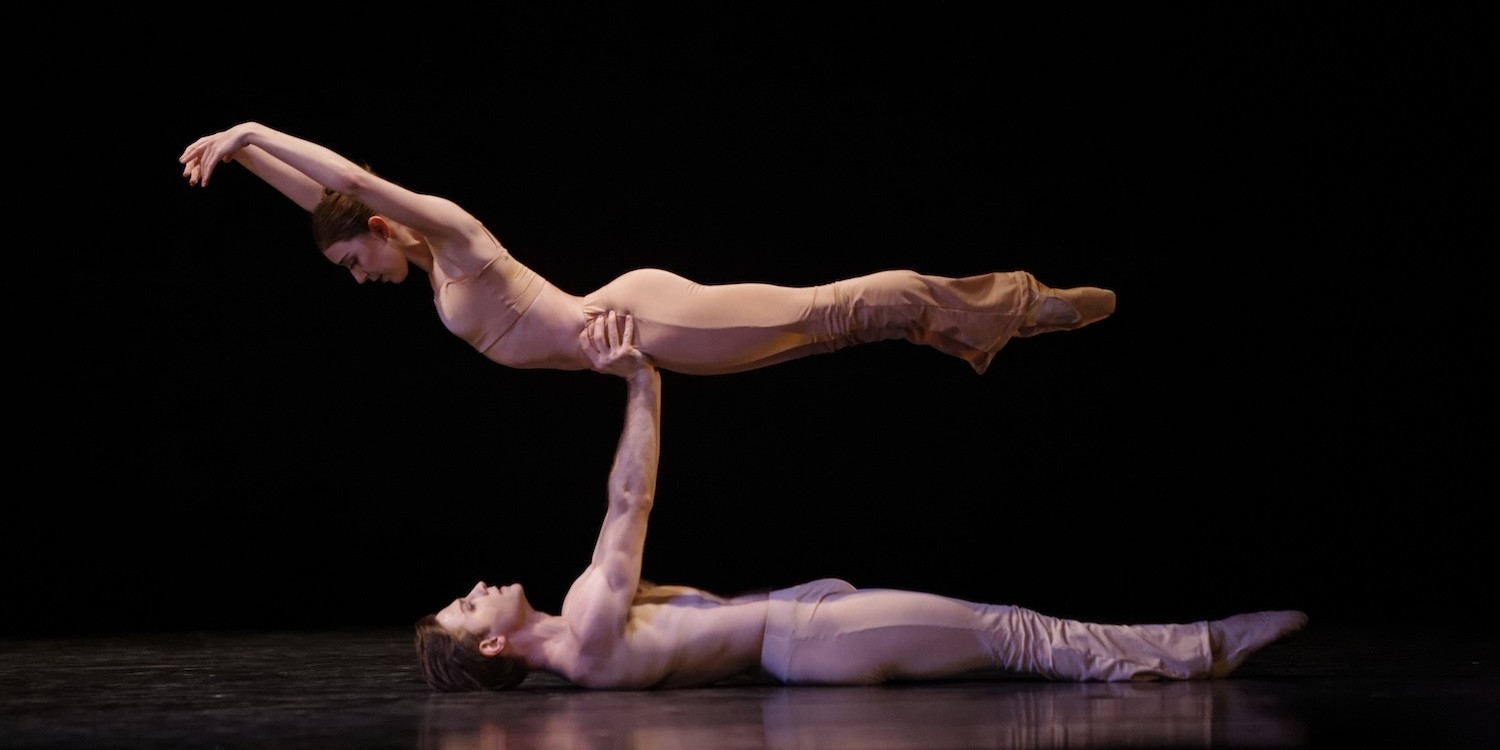 Houston Ballet. Photo by Sebastien Mathe.