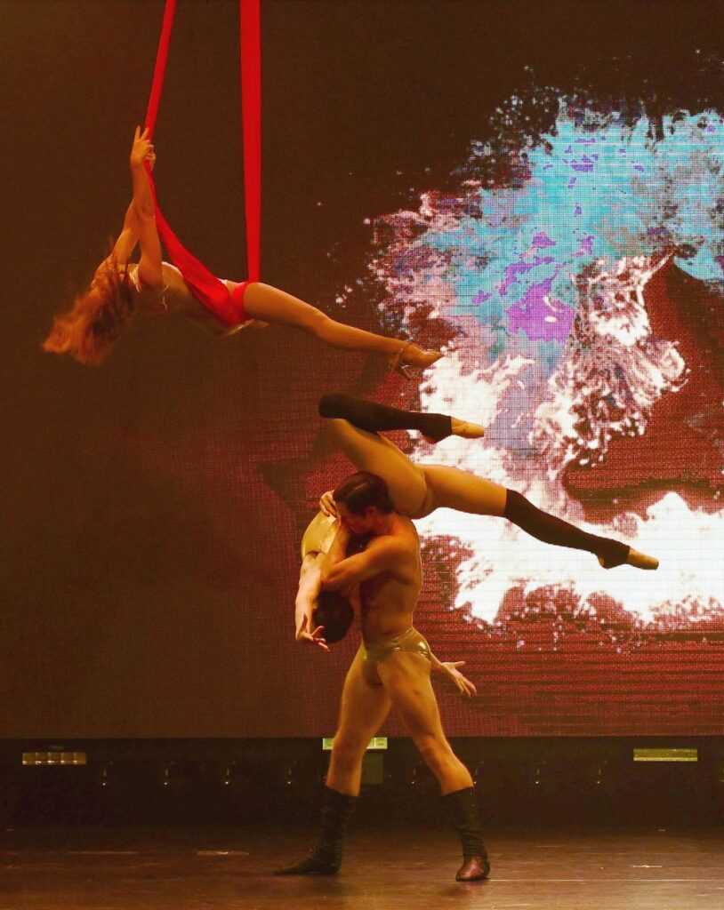 Luminario Ballet - Photo by Emerson Chen.